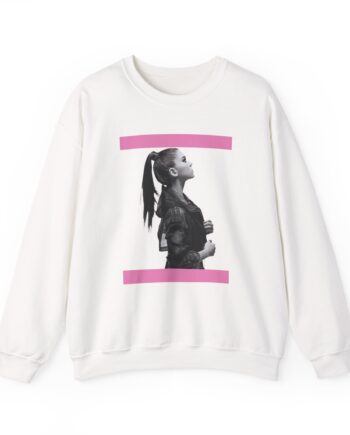 Hailee Steinfeld Pretty in Pink Unisex Heavy Blend™ Crewneck Sweatshirt